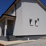 Villa Luka *